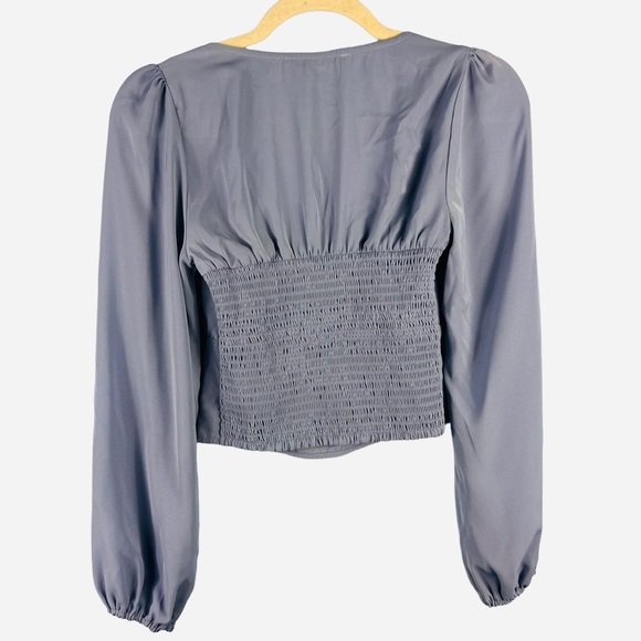 Abercrombie & Fitch Blue Cropped V Neck Top Tie Front Size XS Blouse Smocked - Picture 6 of 7